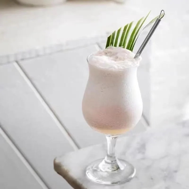 OEM Customized Tulip Shaped Glassware Transparent Wine Goblet with Stem for Wine Beer Water and Juice for Daily Drinking