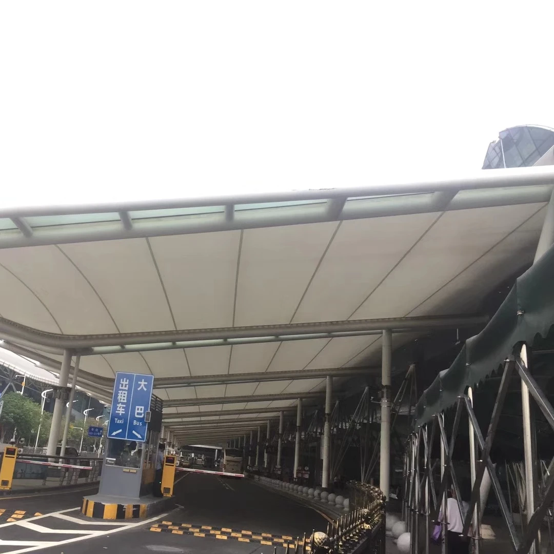 Architectural membrane structure for outdoor shading and rainproof covering the roof