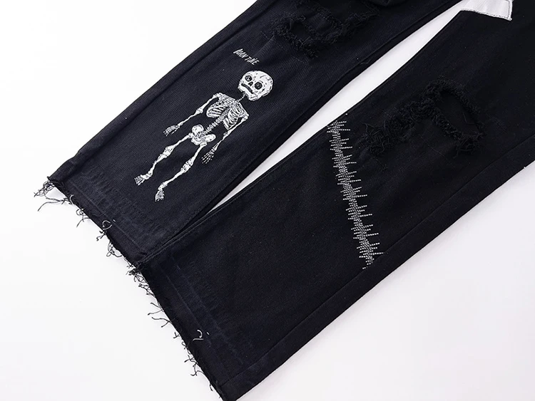 Fashion Skull Damage Patch Wash Old Raw Edge Beggar Jeans Men And Women