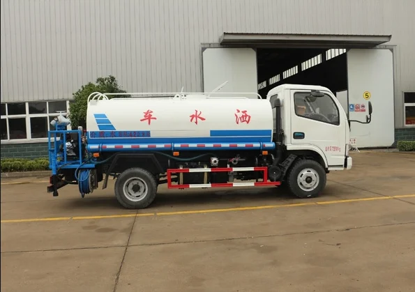 Dongfeng Cummins Engine 4X2 Special-Purpose Cement Trucks for City Road Cleaning & Water Transportation
