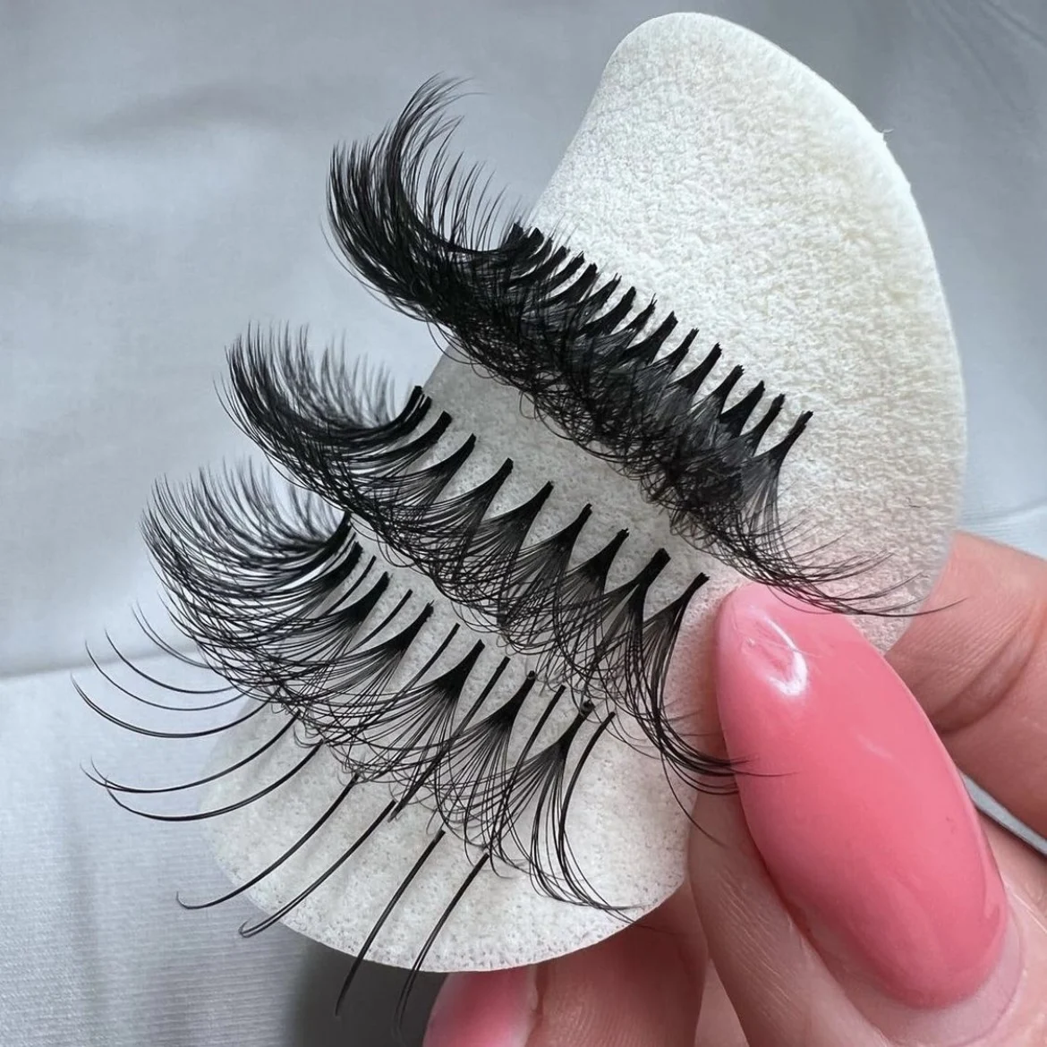 Cashmere beauty channel  australia eyelash extension oem logo printing hand made eyelash extensions