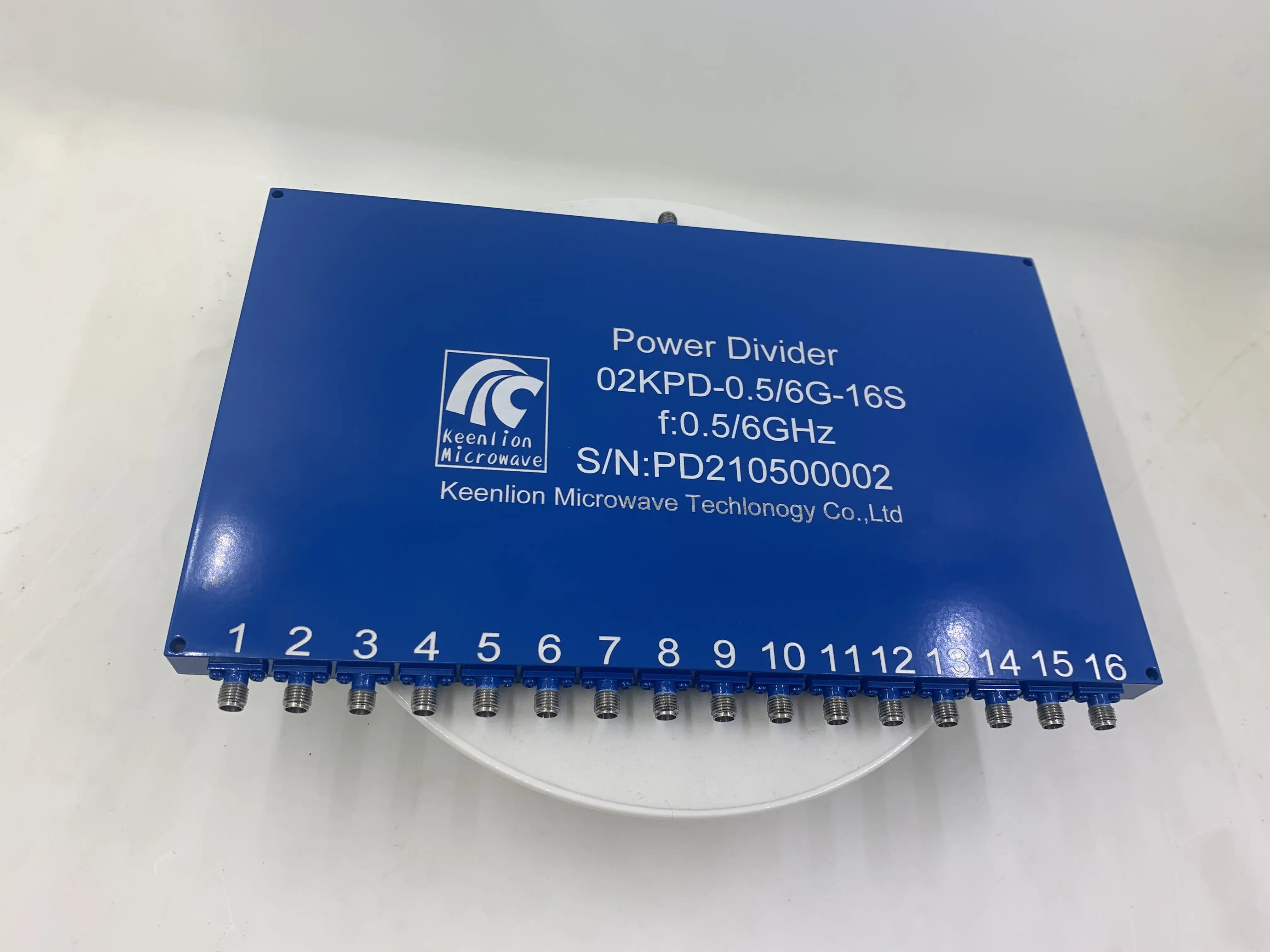 UHF 500-6000 МГц 16 способ Уилкинсон разветвитель питания или комбайнер