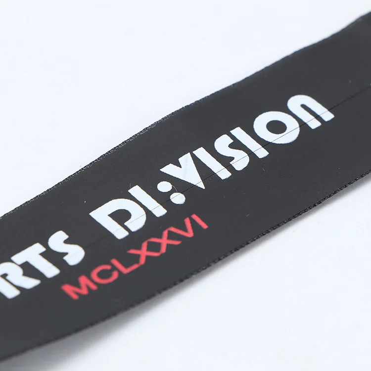 Custom Multiple Uses High Quality Waterproof Plastic Zipper #3 #4 #5 #8 #10 Nylon Waterproof Zipper For Sale