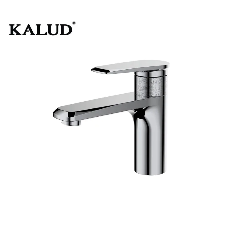 High grade good quality  chrome taps Single hole Single Handle Brass Faucet Water basin water taps faucets