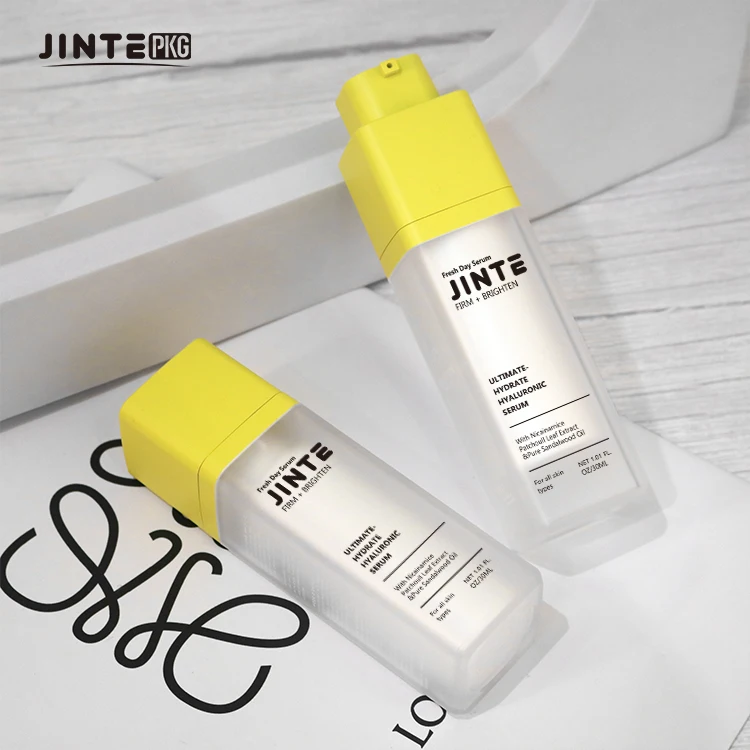 Square Plastic Cosmetic Packaging Bottle With Twist Up Pump For Skincare Serum Cream