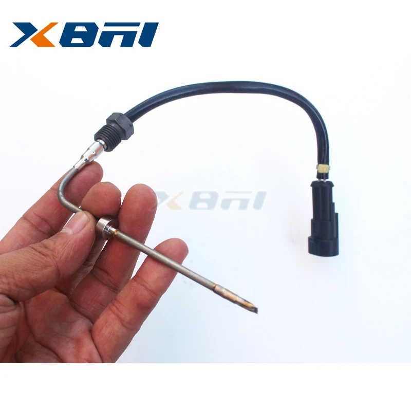 Exhaust temperature sensor for Sinotruk HOWO T7H SITRAK C7H MAN engine exhaust temperature sensor 70mm (DPFUP) WG1034121042