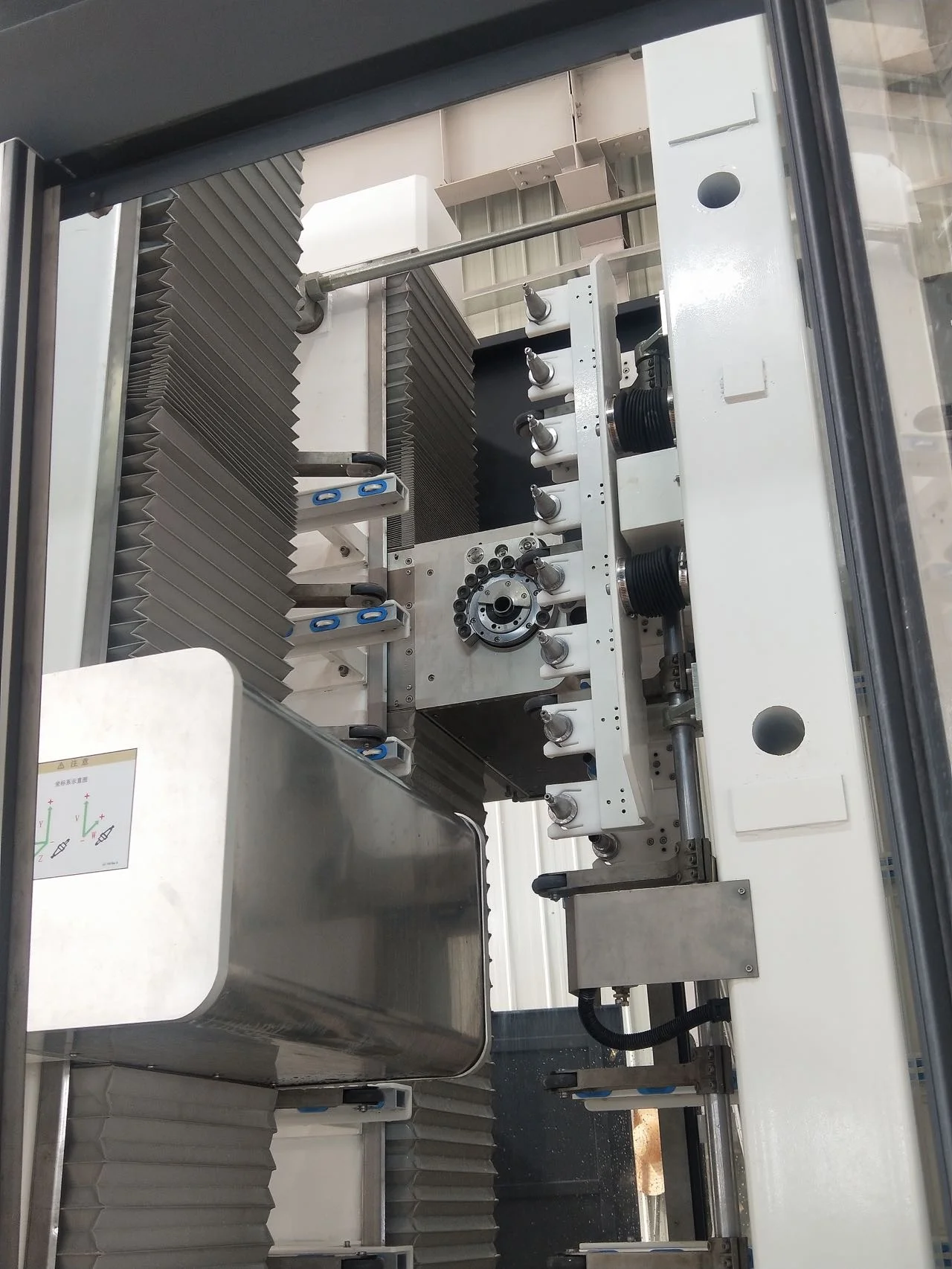 Vertical Automatic CNC Glass Drilling and Milling Machine for Bathroom Door