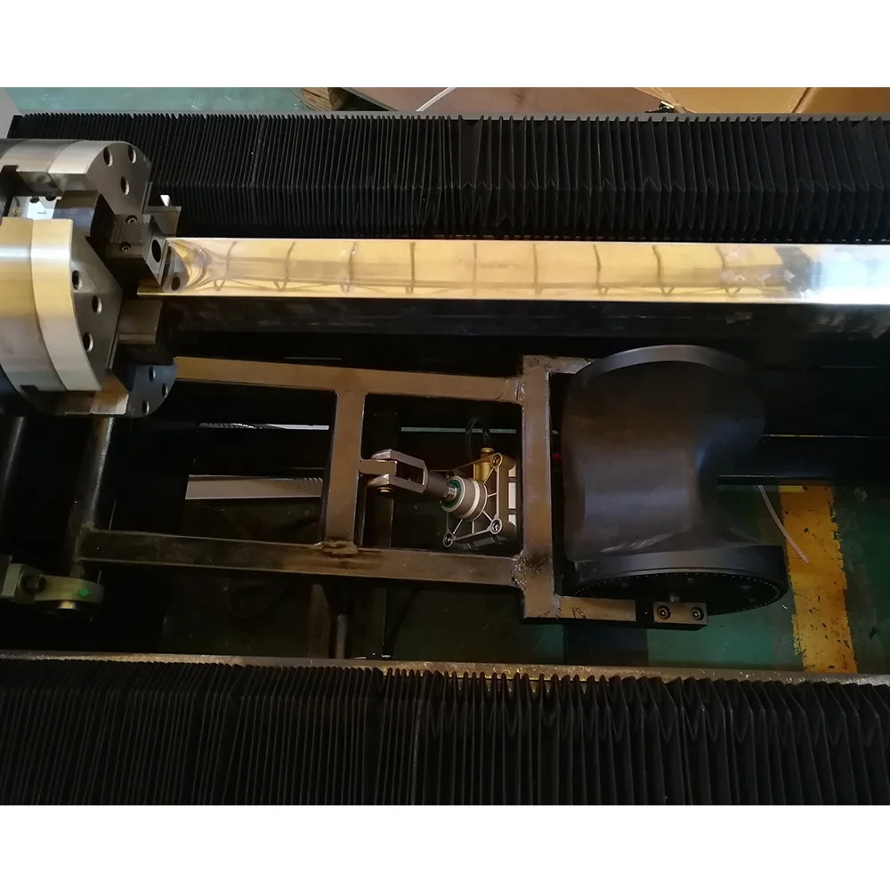 
Servo motor stainless steel tube laser cutting machine 