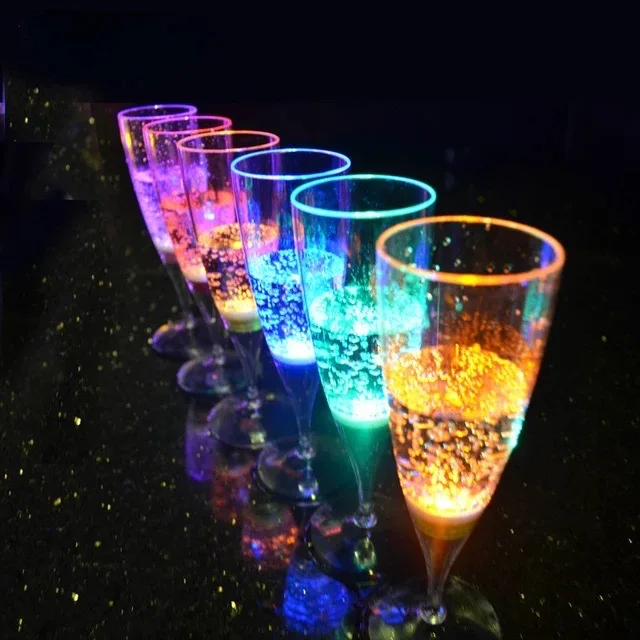 Flashing glass LED light glass Champagne flute Cocktail KTV bar party plastic tall cocktail