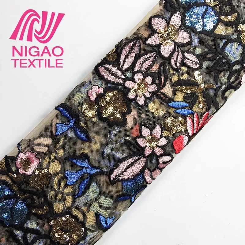 
100% Polyester Sequins Mesh 3d Flowers Embroidered Fabrics for Wedding Dress 