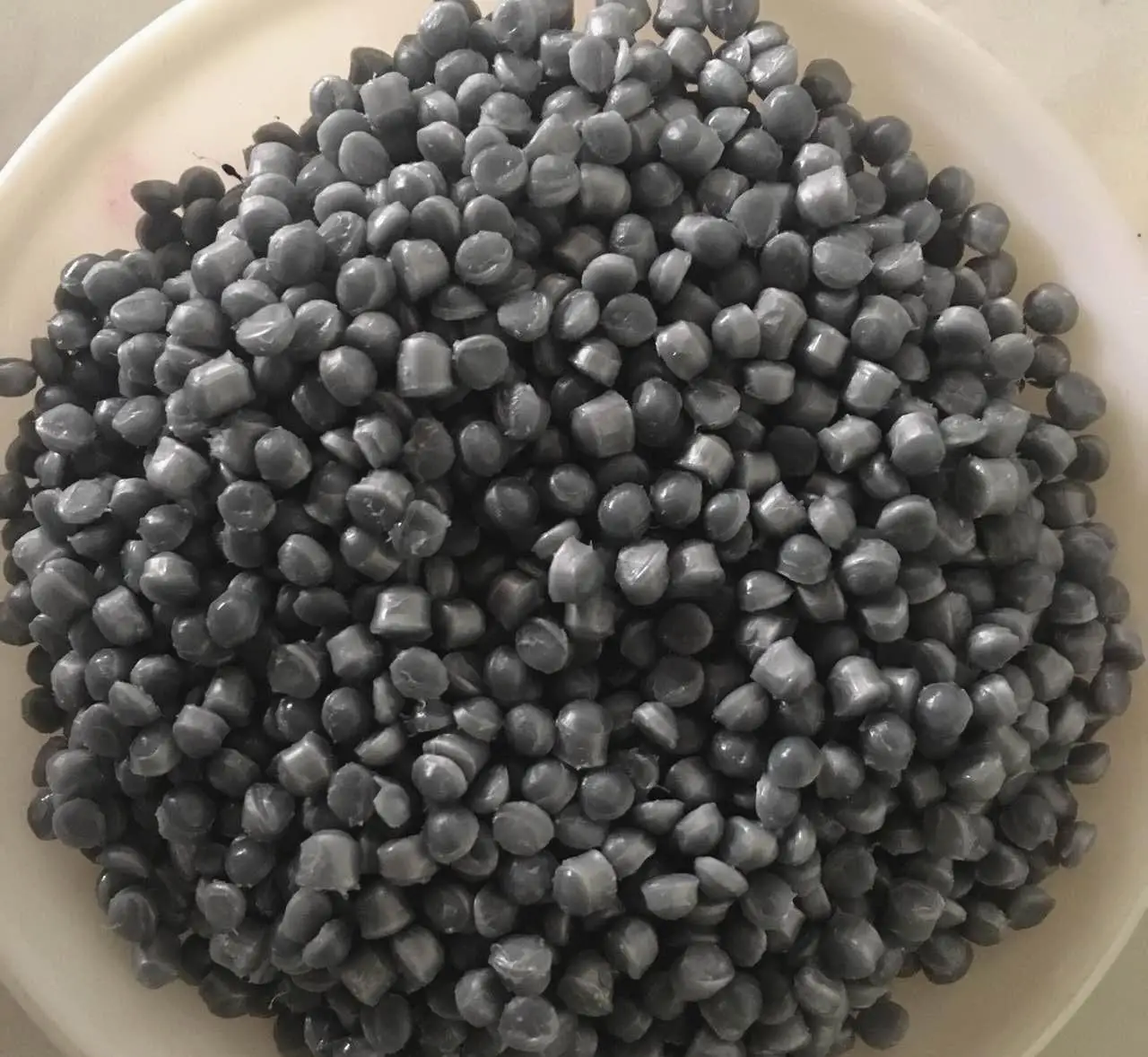 HDPE Recycled Granules/Granular Black Color Leading Manufacture Polyethylene Regrind Pellets
