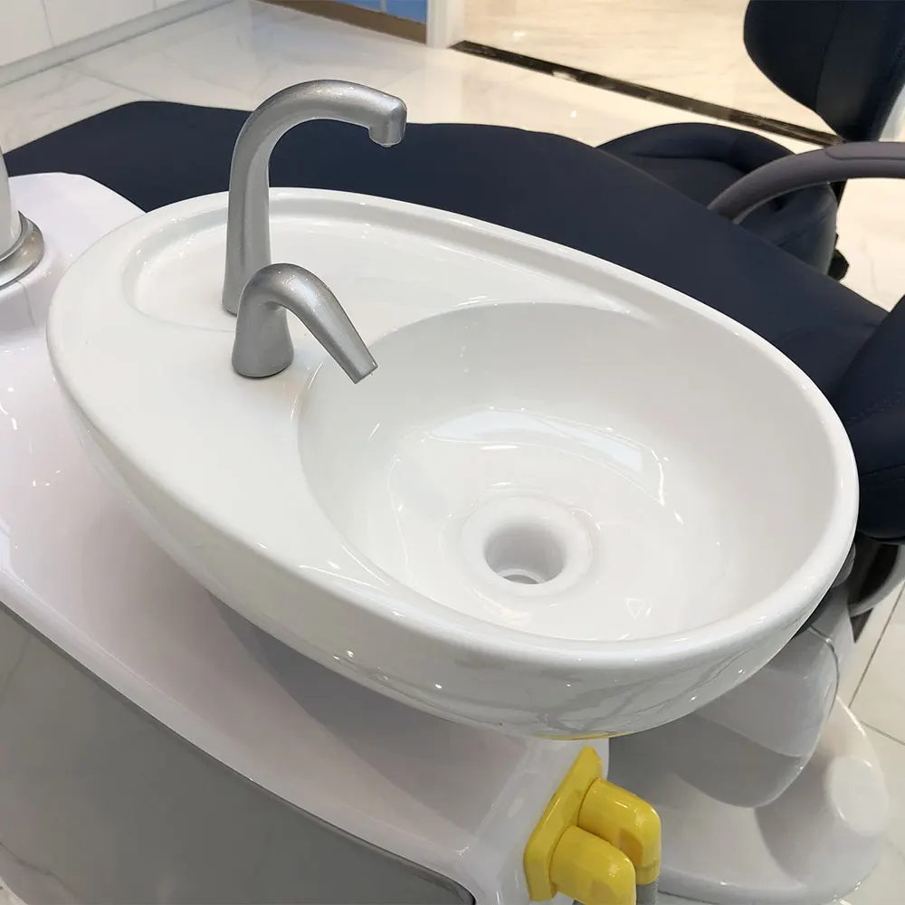 Multi-functional Italy Dental Unit with Three Stage Water Filtration and Electric Motor Dental Equipment Color Customization