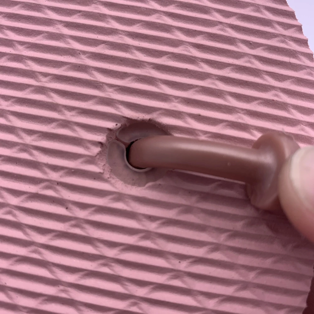 Ladies Shoes and Sandals House Slippers Beach Flip Fops