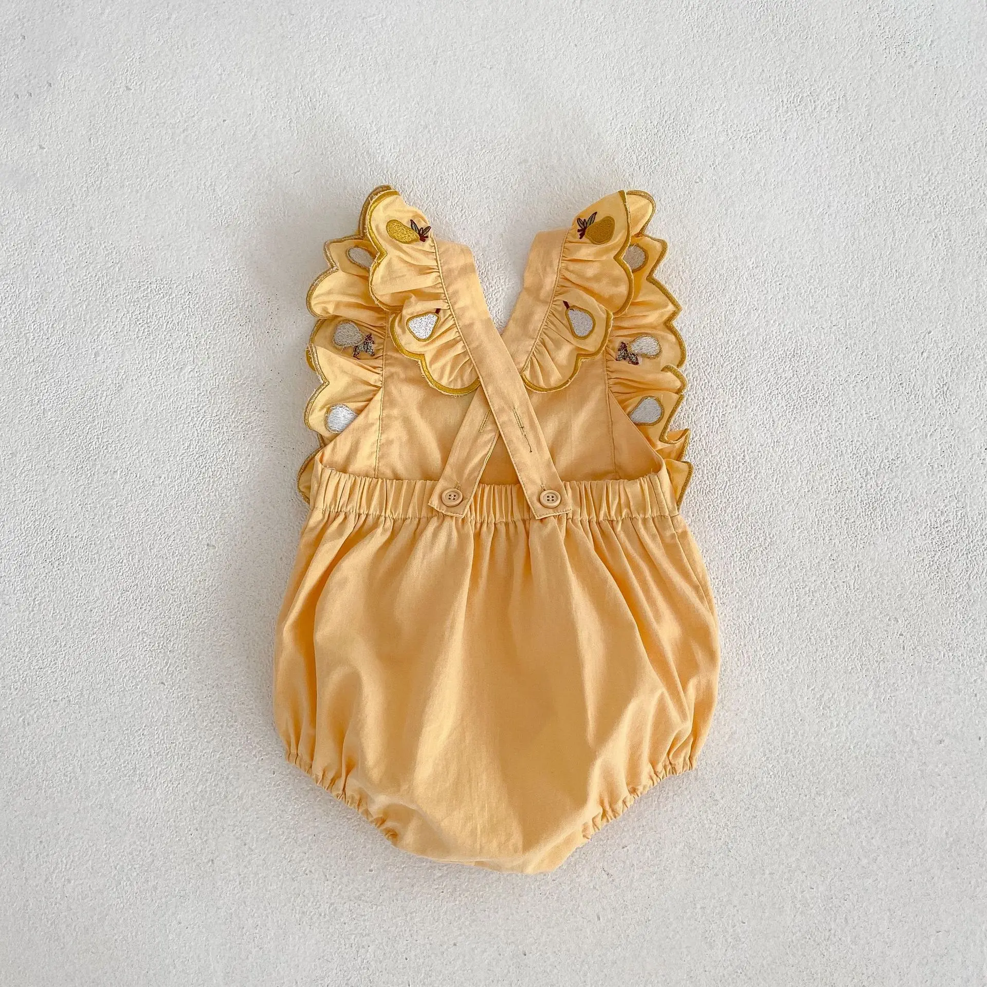 Wholesale ruffle style baby romper summer lovely baby girls suspender 100%cotton  Sleeveless baby Embroidered Romper
