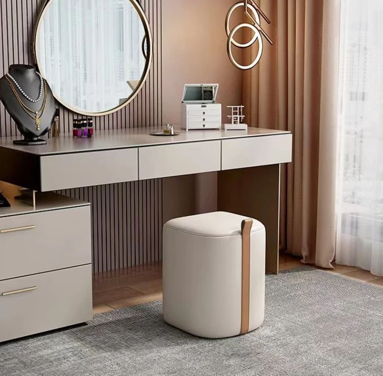 Light Luxury Minimalist Makeup Stool Modern Bench for Living Room Furniture Stool for Bedroom Simple Northern Europe Fabric
