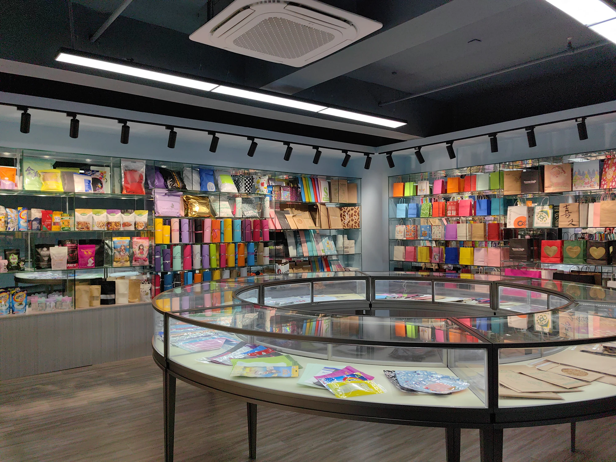 Custom Plastic Biodegradable Envelope Clothing Packaging Postage Poly Mailer Mailing Shipping Bags For Small Business Supplies