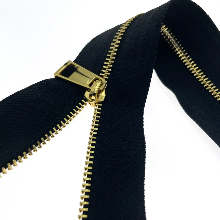 Junye 5# Custom Widen Tape 5mm Width  Metal  Zipper Golden Teeth  For Garment