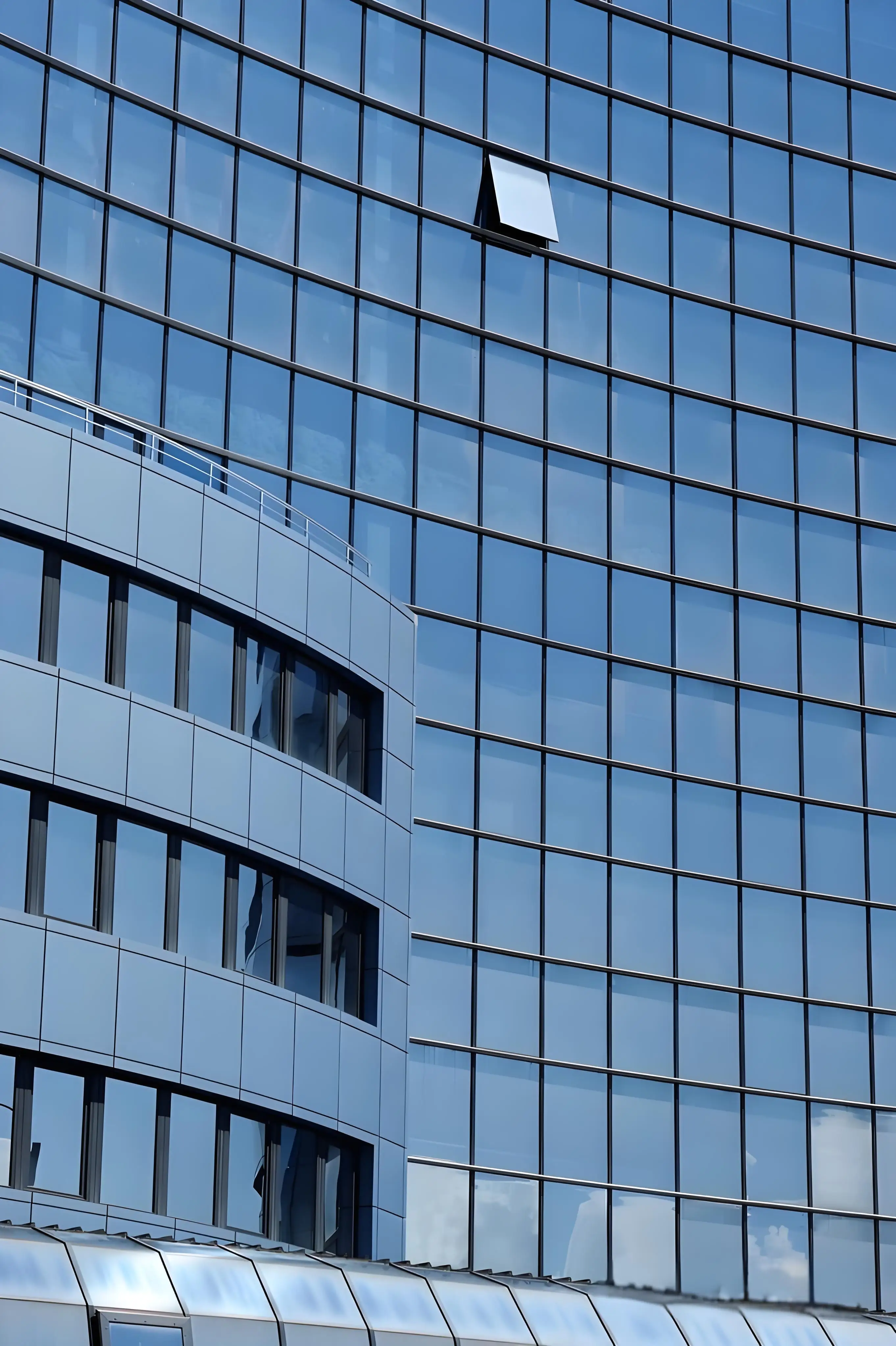 4mm 5mm 6mm 8mm 10mm 12mm 15mm Tempered Float Glass Safety Glasses Low Iron Panel Hotel Competitive Curtain wall