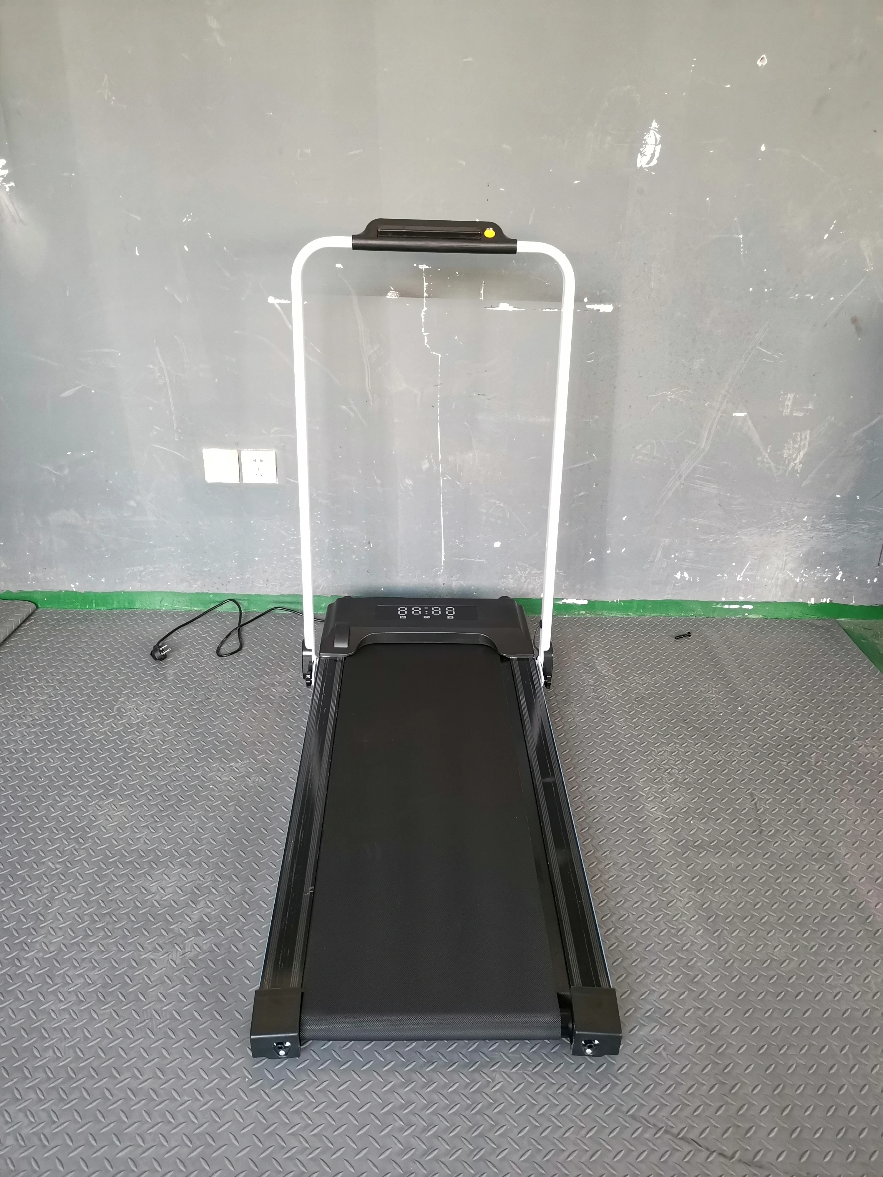 JIT Manufacturers Selling Home Curved Treadmill Folding Treadmill Fitness Equipment Exercise Running Machine
