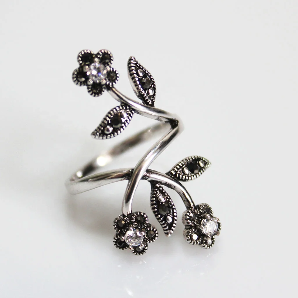 Stylish Silver Plated  Long Finger Rings Flower with Black Diamonds and Zircon