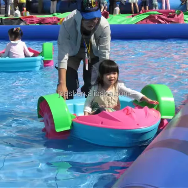 Different Sizes Family HDPE Plastic Hand Water Pedal Paddle Boat Row Boats With High Quality For Kids Adults Sale