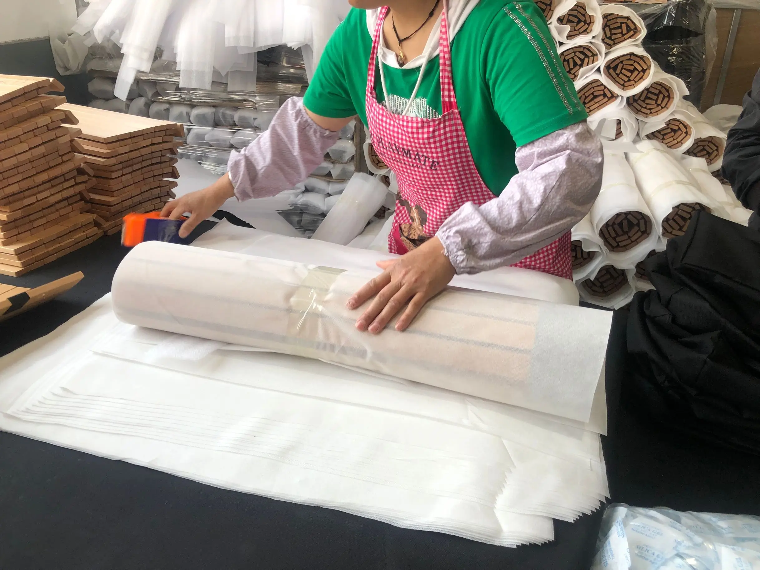 Portable furniture garden dining camping foldable roll up wooden tables camping folding camp picnic wood table