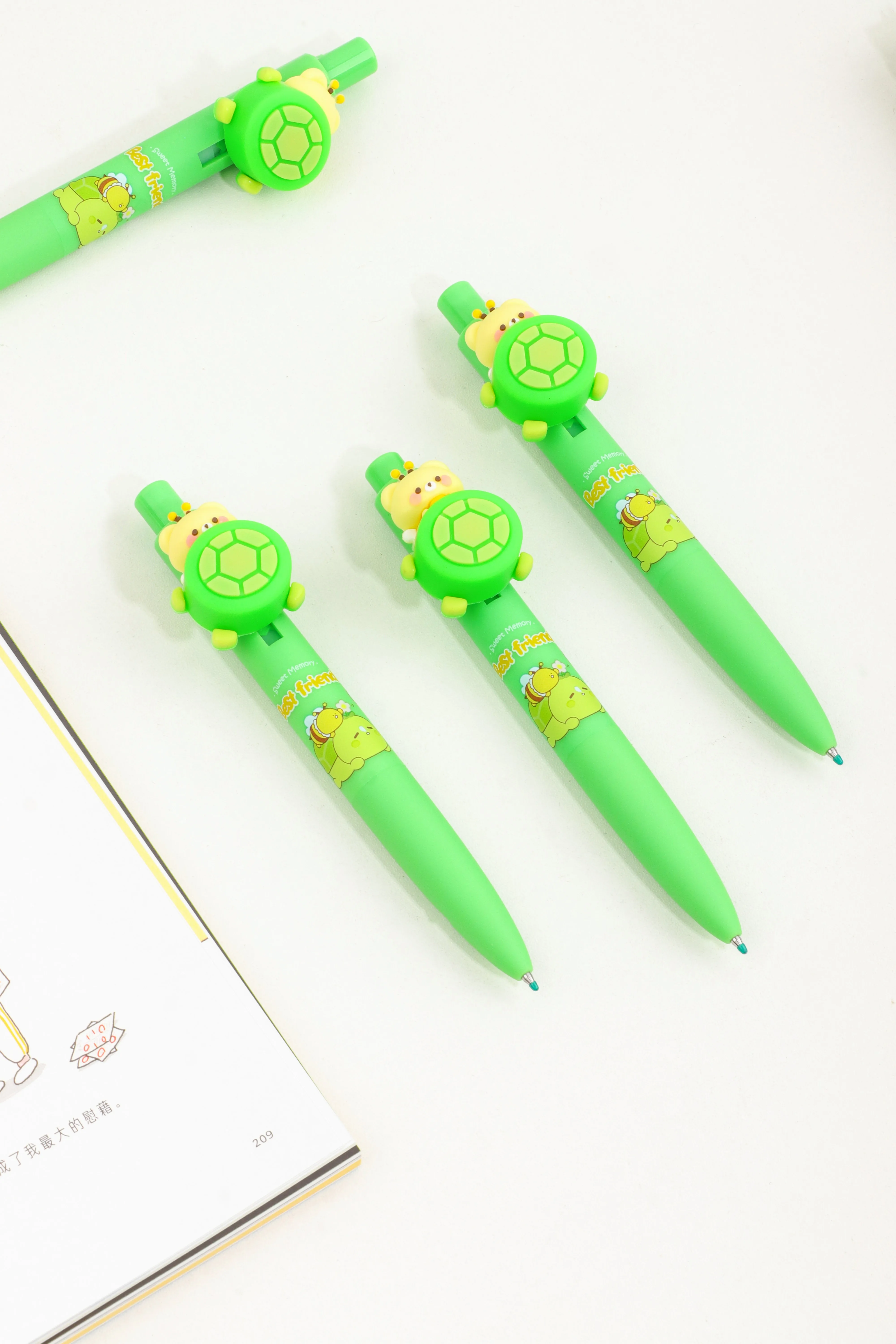 KUKI Creative Novelty Gift Plastic Decorative DIY Beaded Pens Ballpoint Gradient Turtle Pens