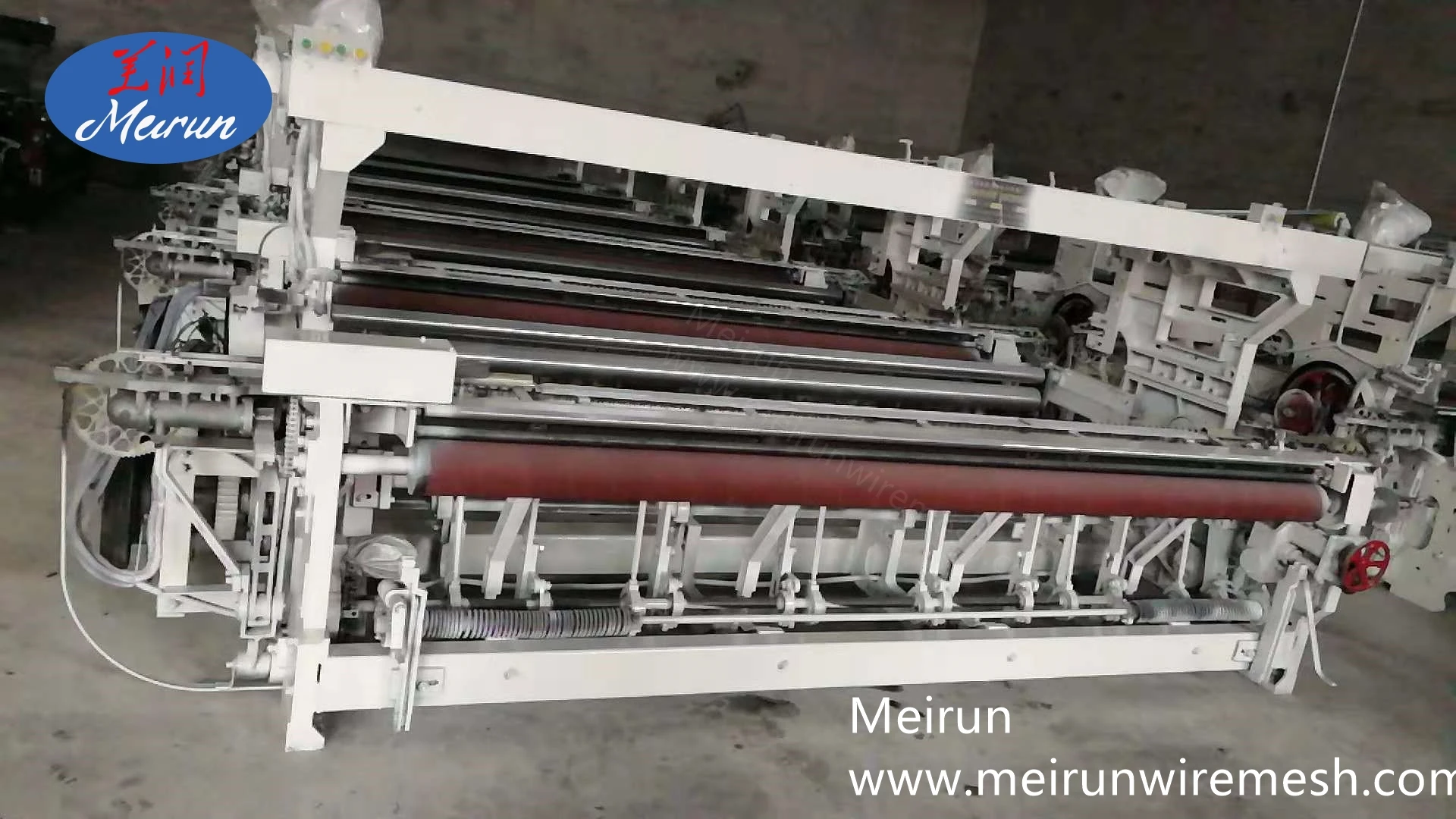 Машина для производства ткацкого плетения полотенец