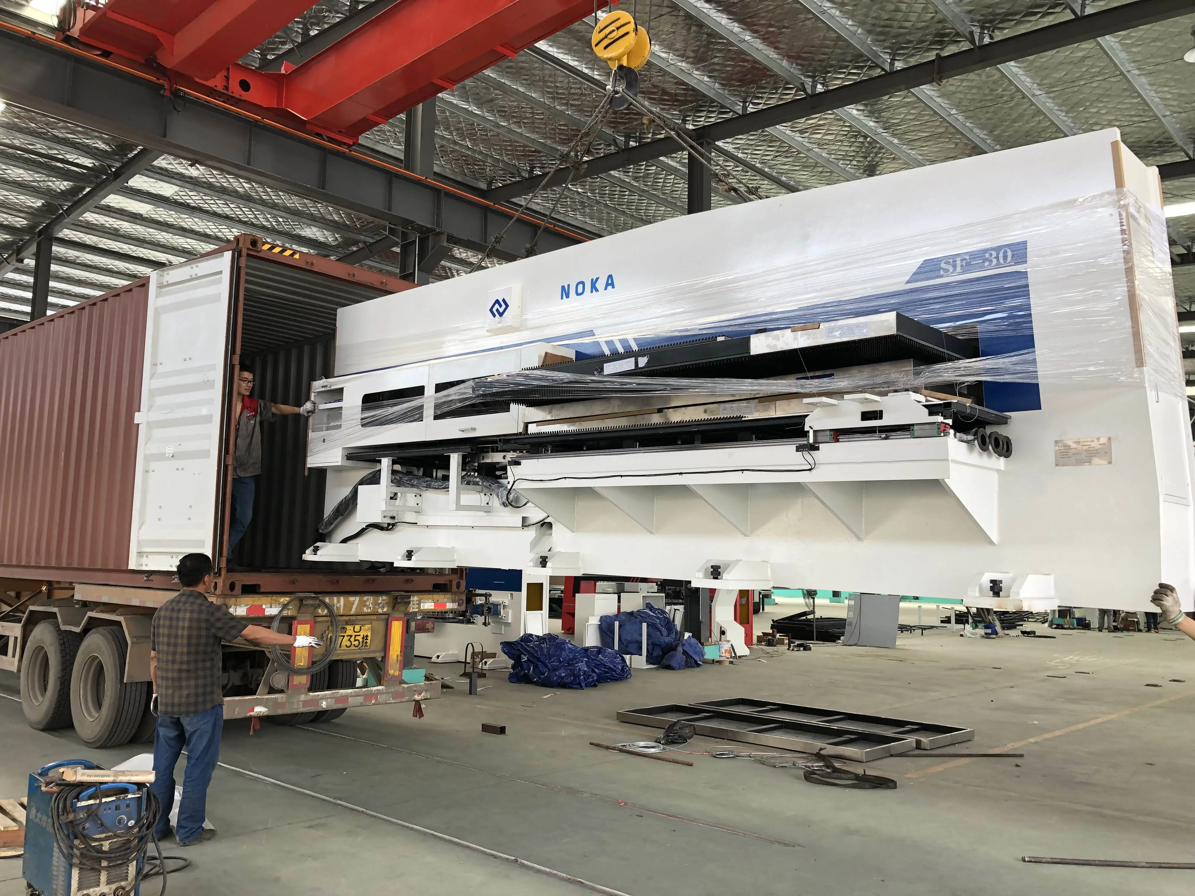  24/32 станция закрытого гидравлического CNC барабанного штамповки/CNC пресса/CNC штамповочный