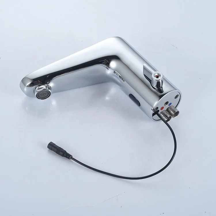 Manufacturer Deck mounted Hot Cold water brass Automatic Touchless bathroom sensor tap