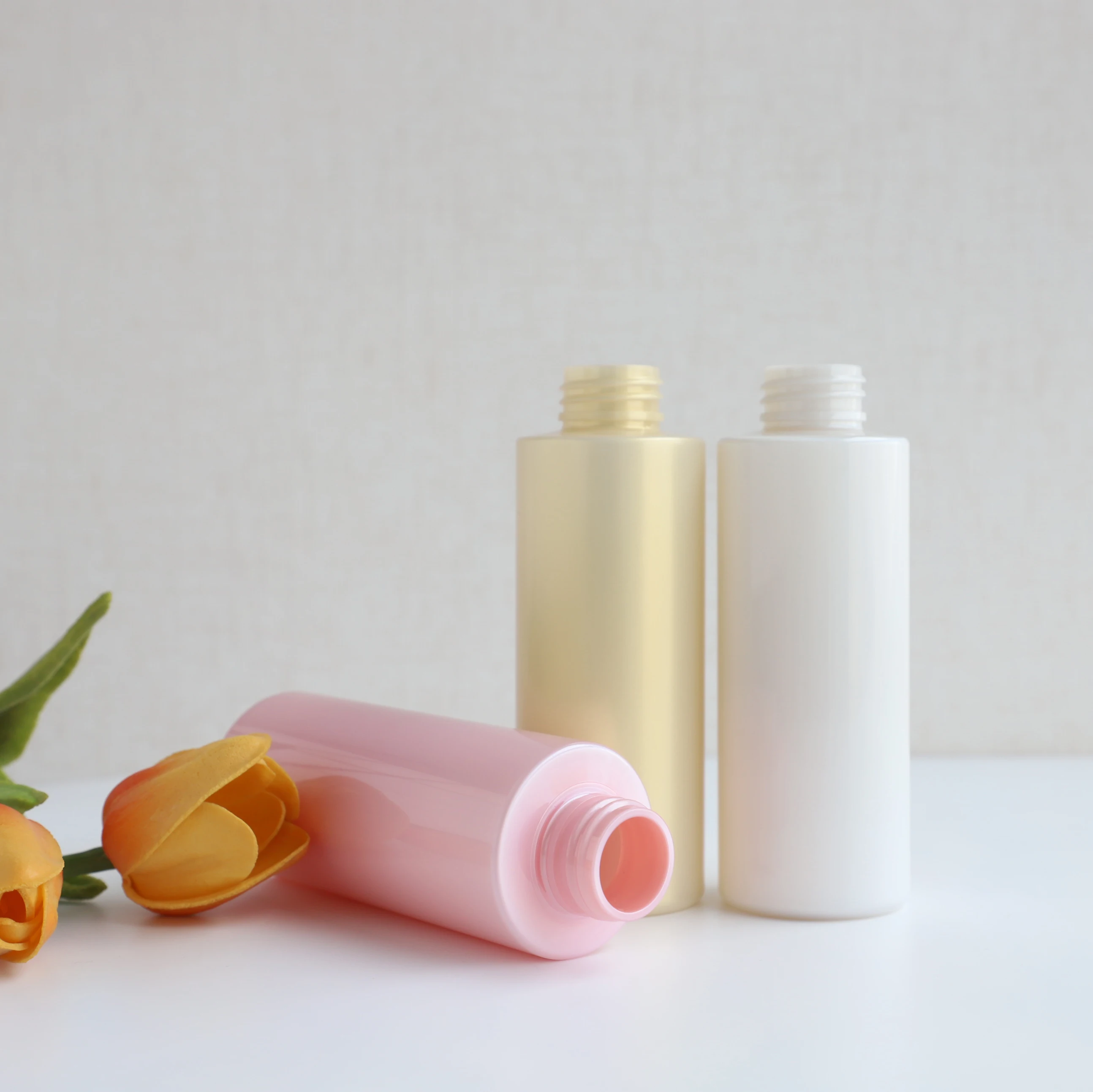 120ml Empty Plastic PET Flat Shoulder Toner Lotion Bottle Spray Bottle for Cosmetic