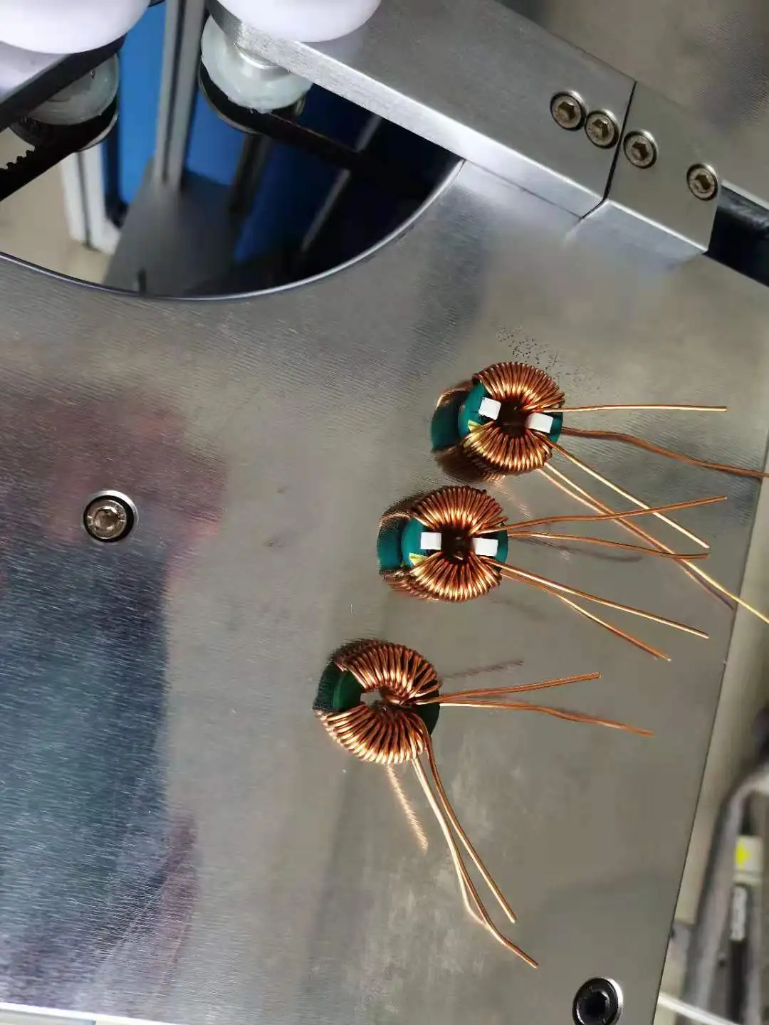 Pneumatic hook type thick wire  winding machine for motor