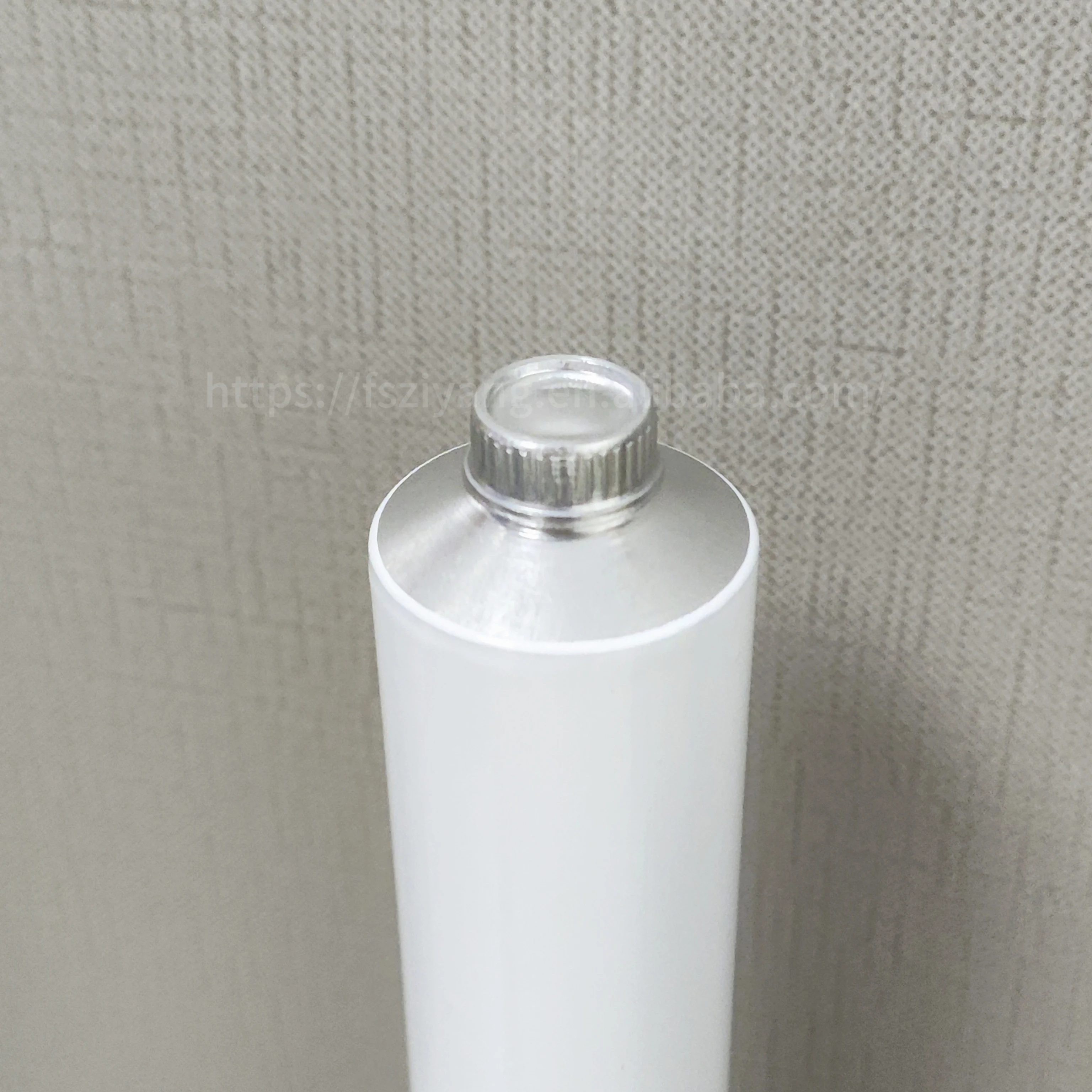 Recyclable Aluminium Empty Cosmetic Tube With Plastic Neck Ointment Tube Face Cream Tube