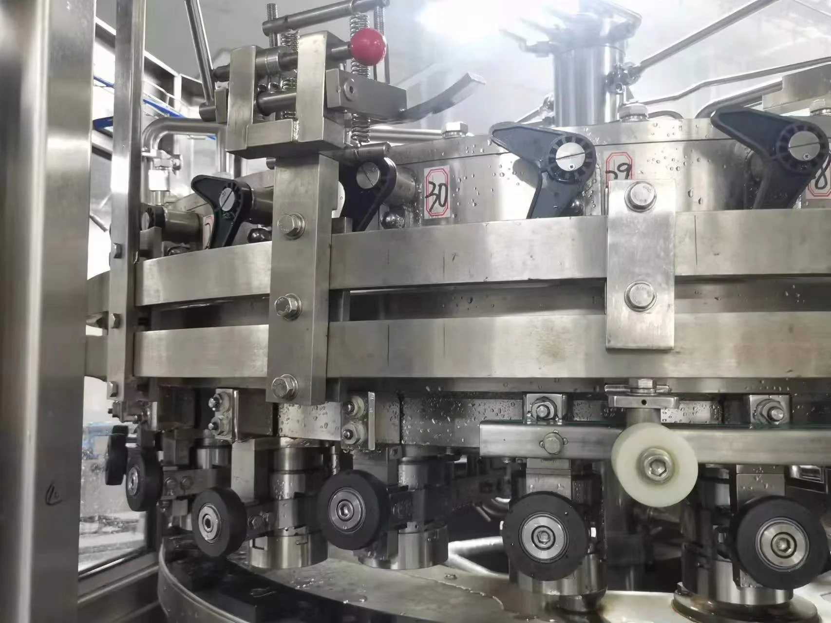 Full Automatic Carbonated Beverage Can Filling Machine