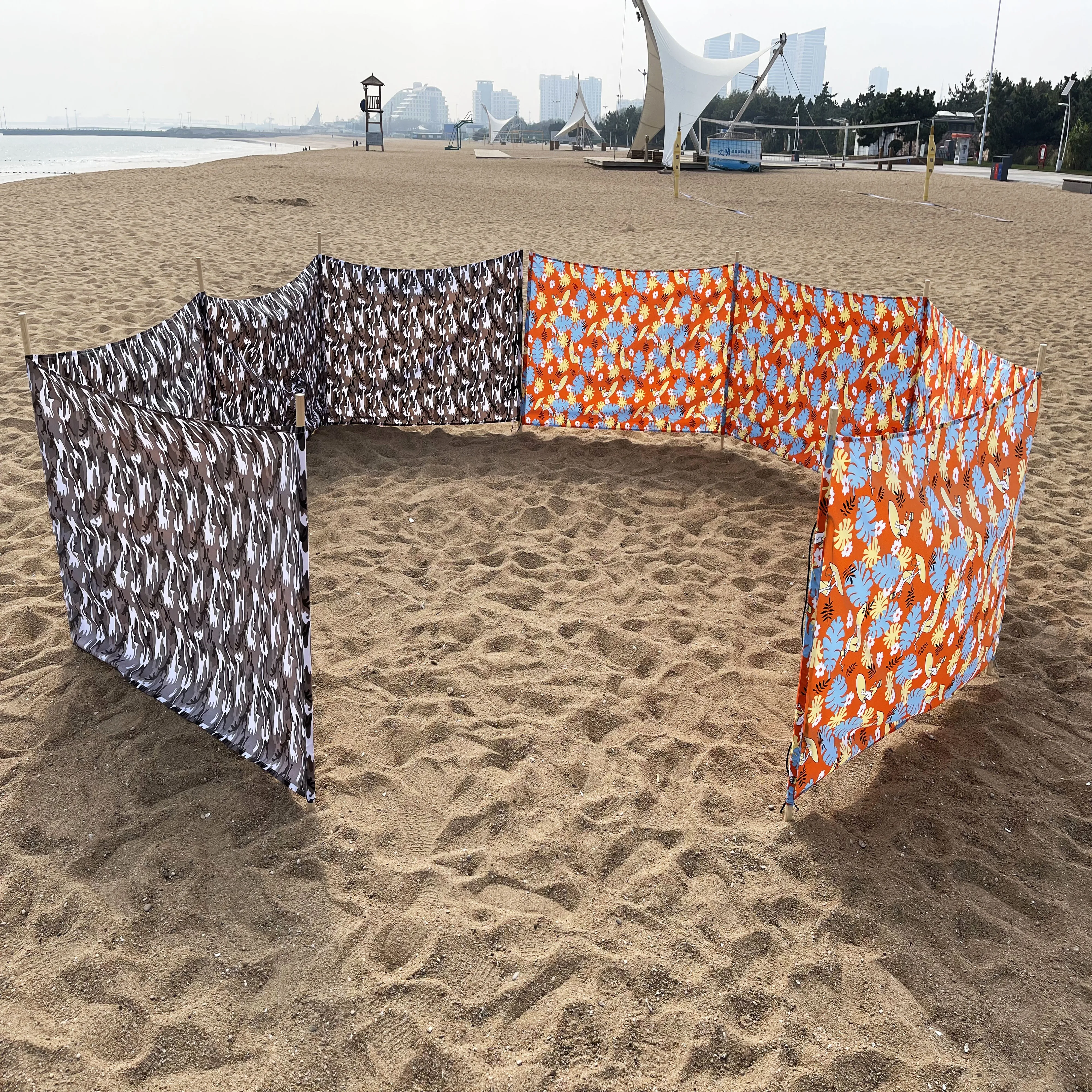 Anti Uv Outdoor Hiking Travel Picnic Beach Windbreak Cotton feeling fabric Waterproof Folding Camping Wind Shield