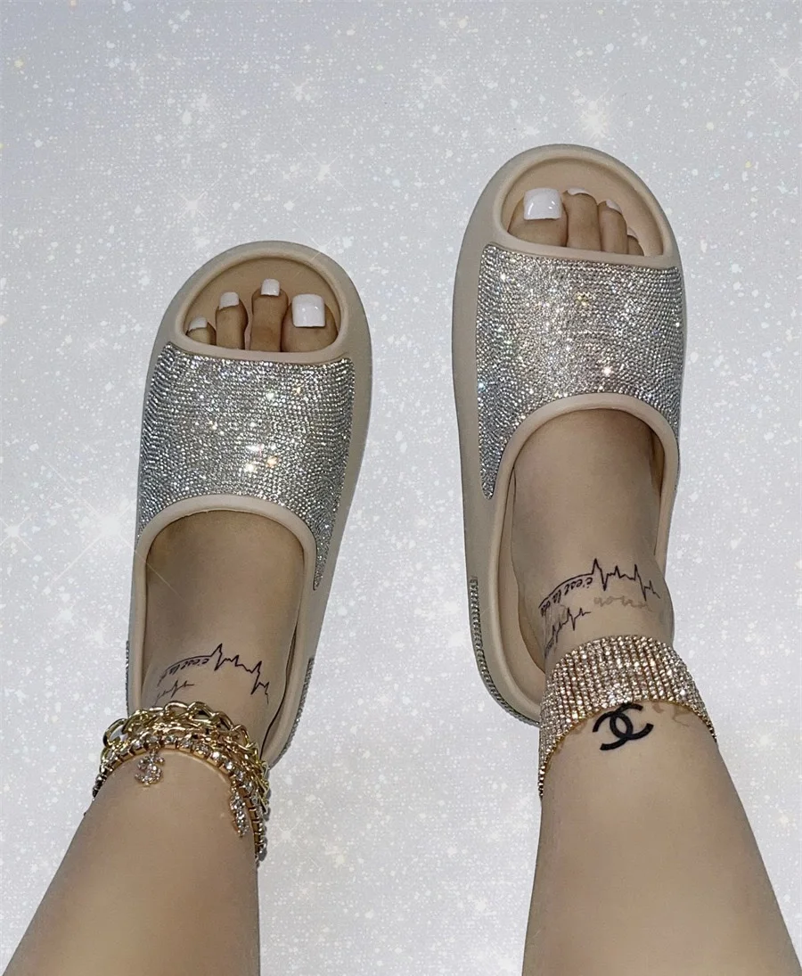 2023 New Crystal Luxury Diamond Flat Women Slipper Slip on Shoes for Lady Beach Cute Casual Slides Slippers BLACK OEM