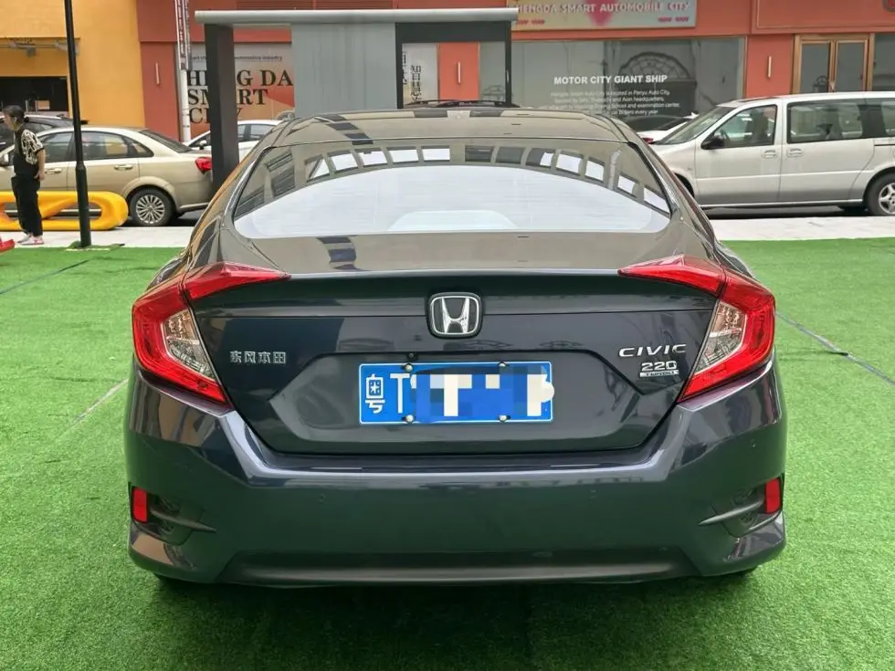Wholesale 2018 Honda CIVI 220TURBO 1.5T Automatic Taxi Driving School Online Car-hailing Used Cars Vichel