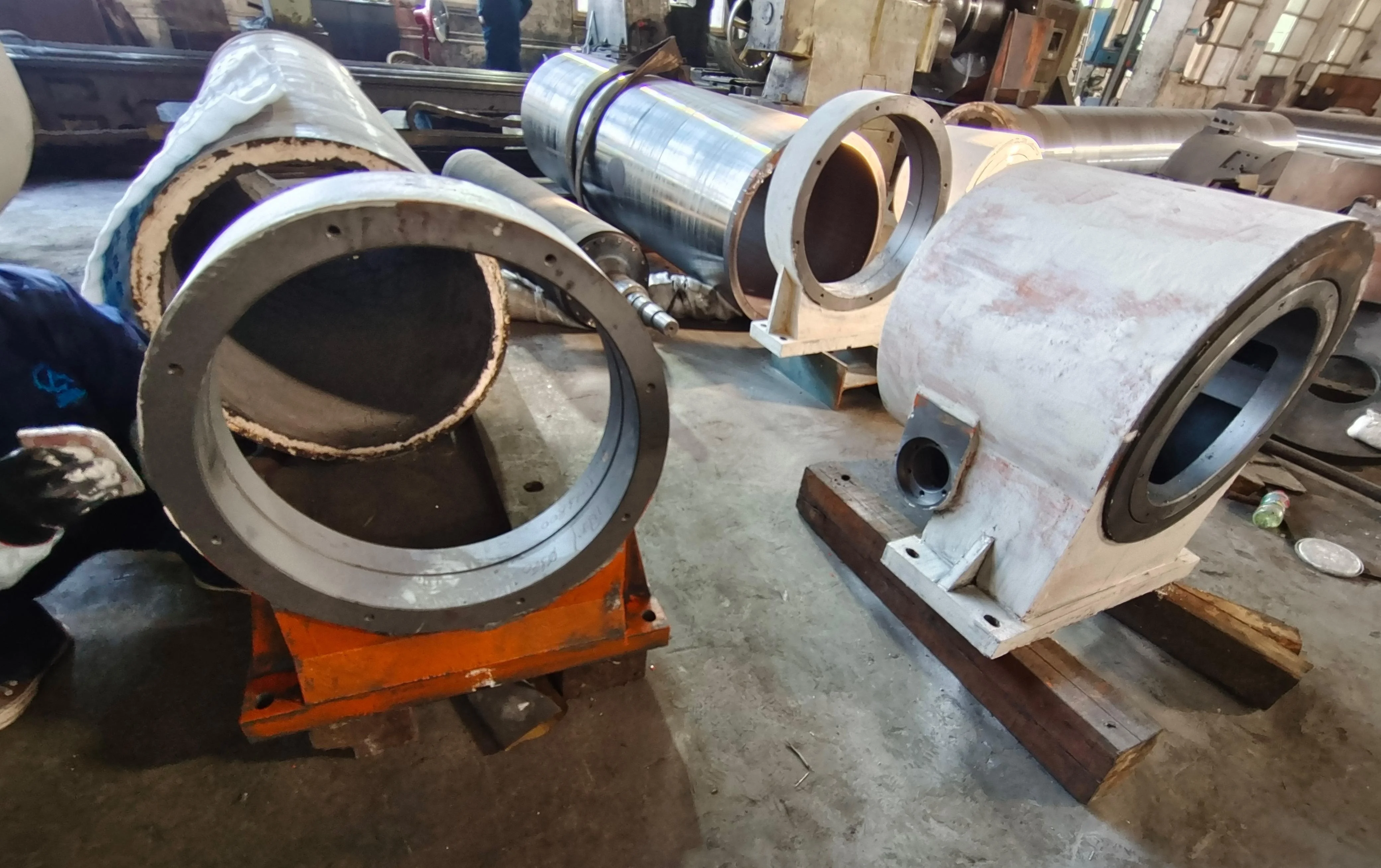 Toilet Paper Production Line Machinery Vacuum Suction Roll Suction Roller for Paper Making Machine