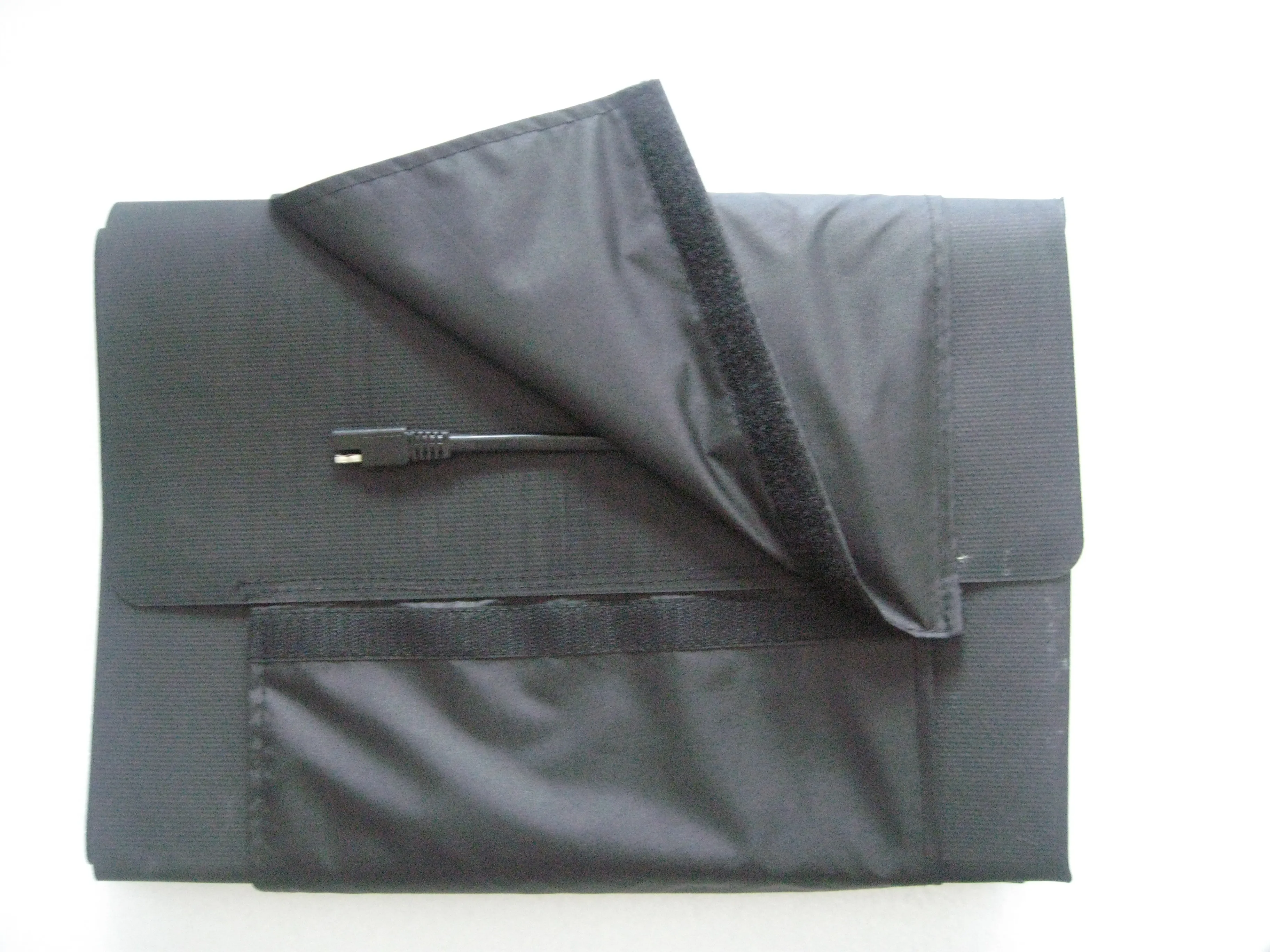 Customized OEM Flexible Solar Charger Bag 60W Fast Charge For Battery Power Bank Outdoor