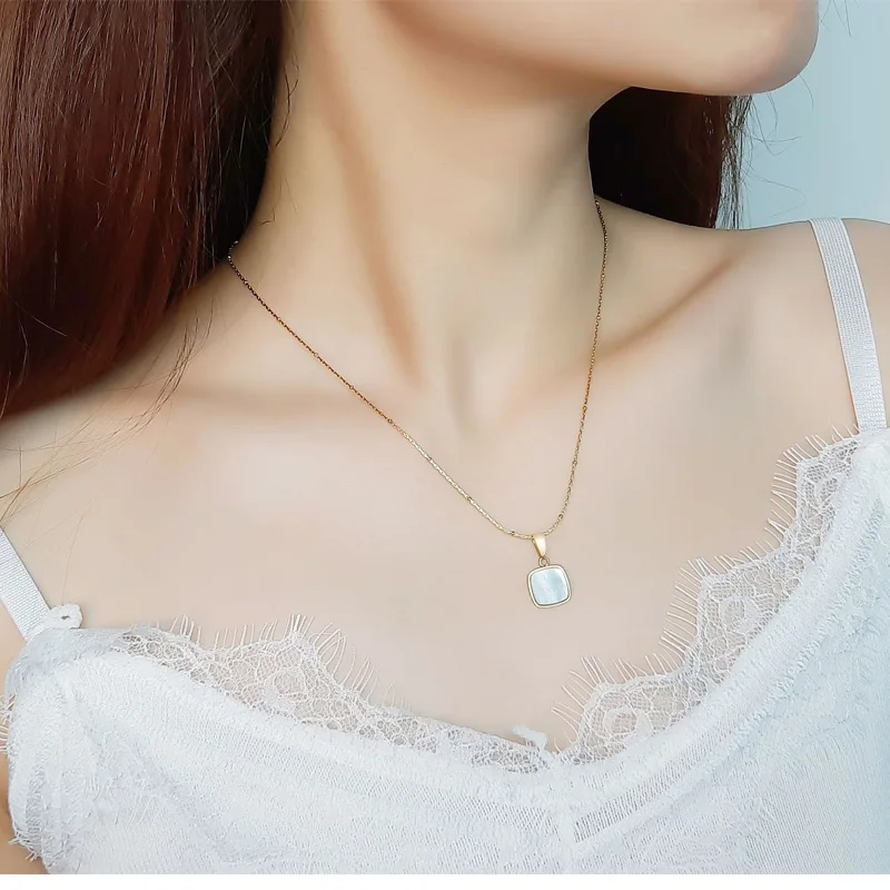 Manufacturer  women minimalist jewellery Square malachite shell pendant necklace