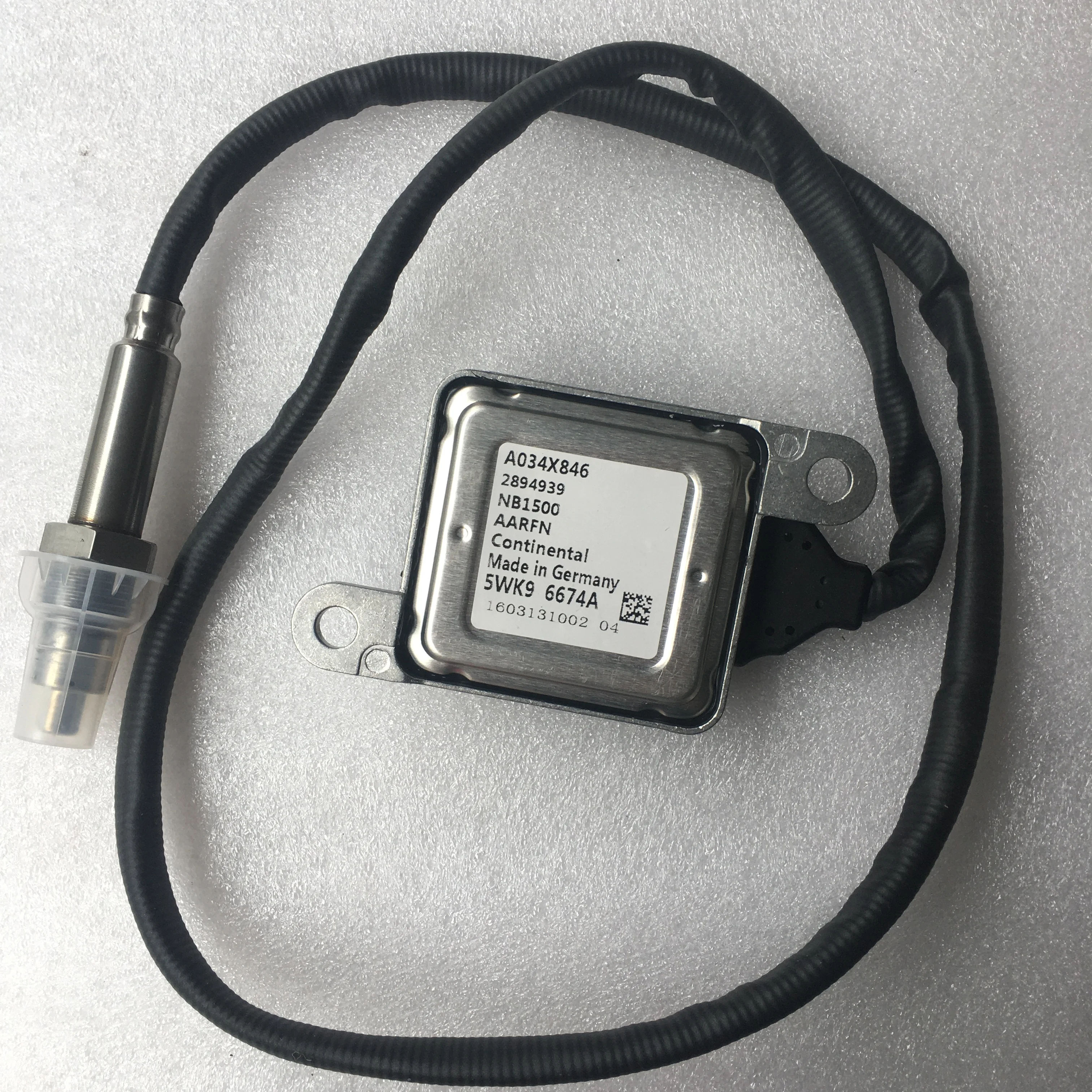 Оригинальный новый датчик азота и кислорода 5WK96674A 2894939 масла по хорошей