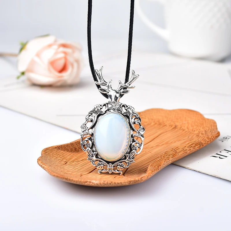 Nordic Sika Crystal Gemstone Red Agate Pendant Christmas Deer Necklace Silver Jewelry Black Cord Chain For Men And Women Gifts