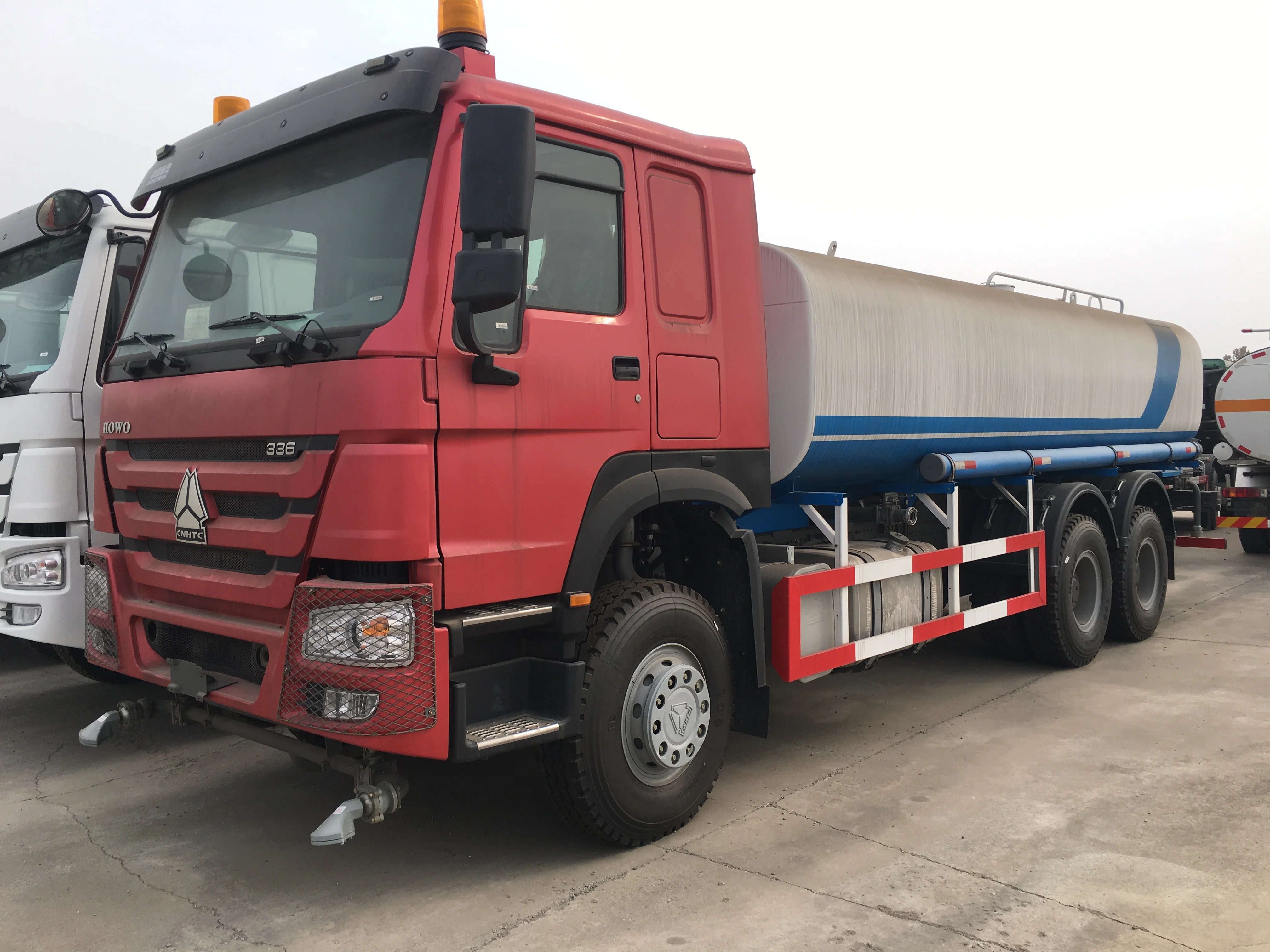 Kunda  Sinotruk Howo Water Tanker Truck 25Cmb  6x4 371 336 290hp 20m3 water spray bowser tanker sprinkler tank truck