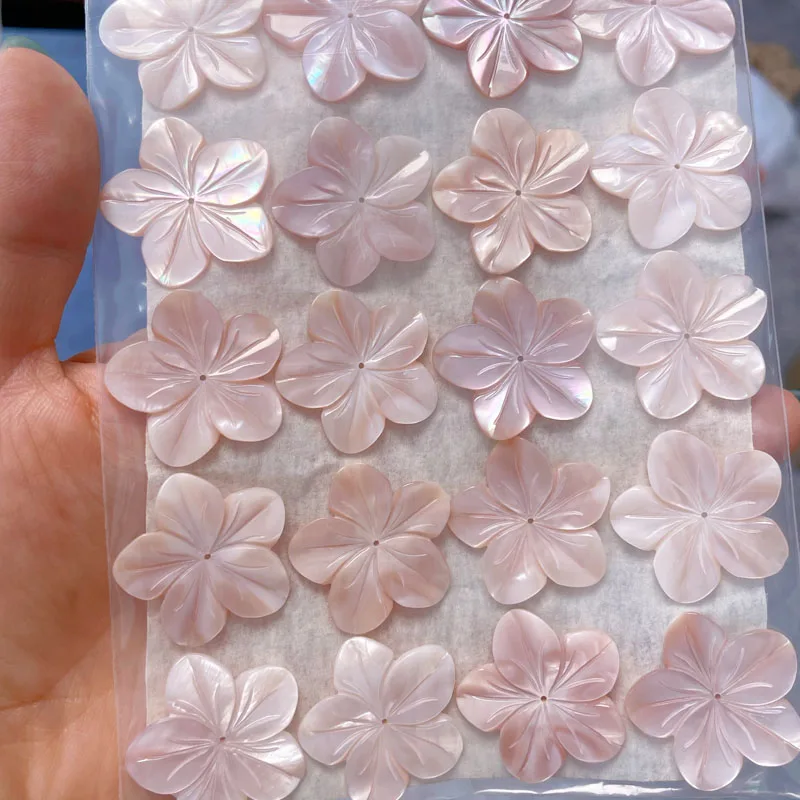 Wholesale Price 10MM Natural Freshwater Shell Flower White Blue Black Shell Flower Mother Of Pearl In Stock