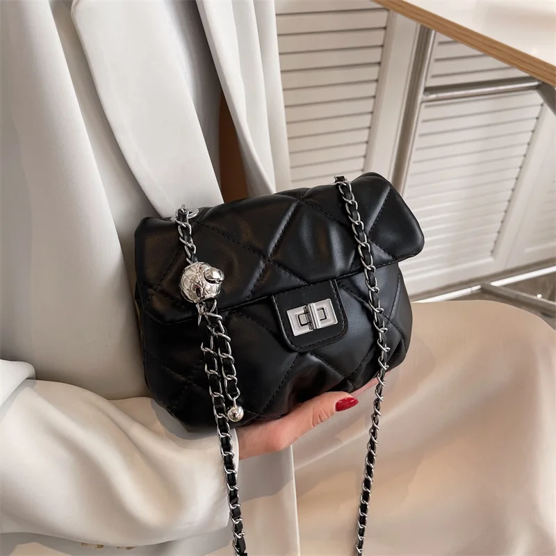 2022 latest lady small mobile bag metal chain plaid women coin purse Pu Leather Women lipstick phone purse