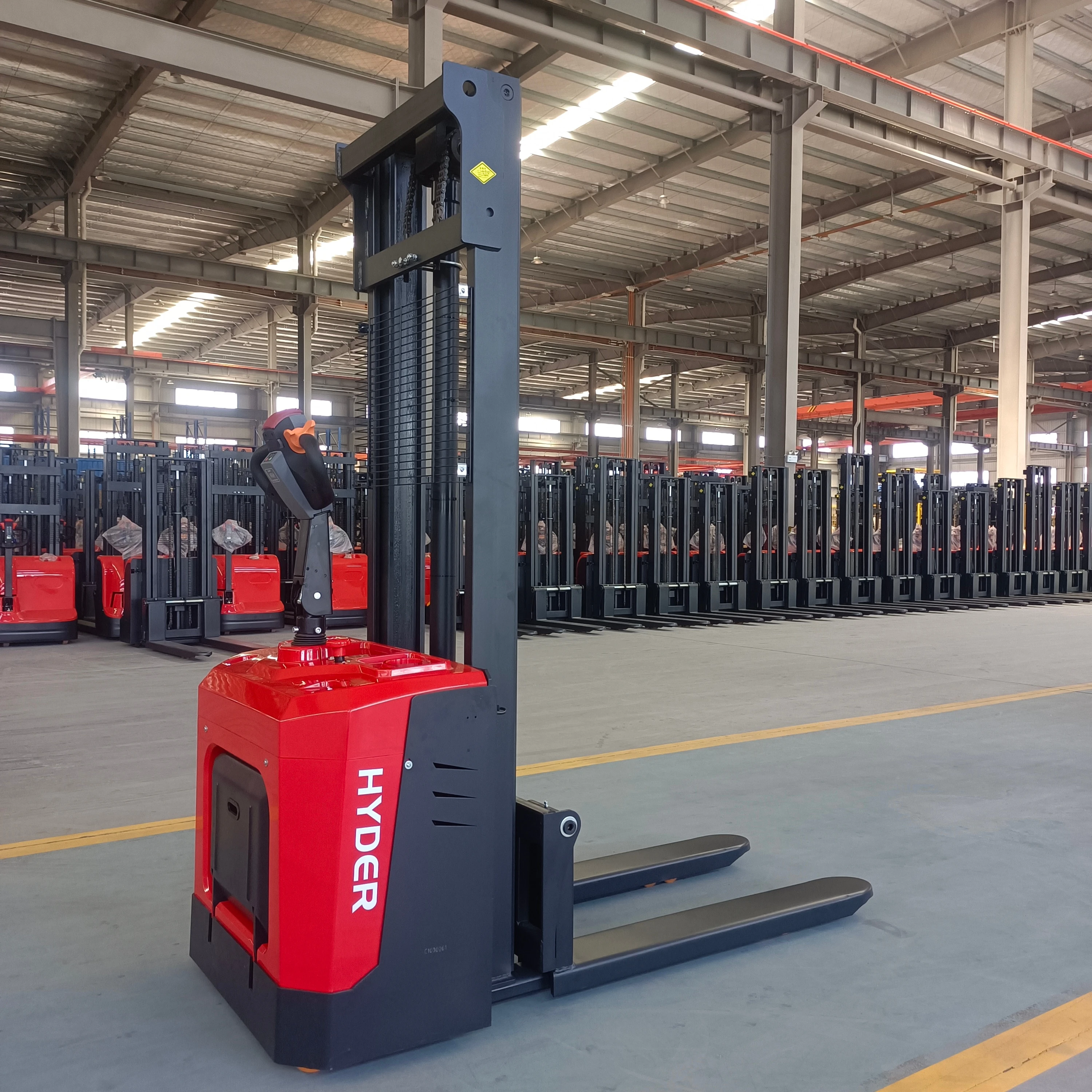 Hyder Small Size Ride on 1.5T Electric Stacker for  Narrow Space Operation
