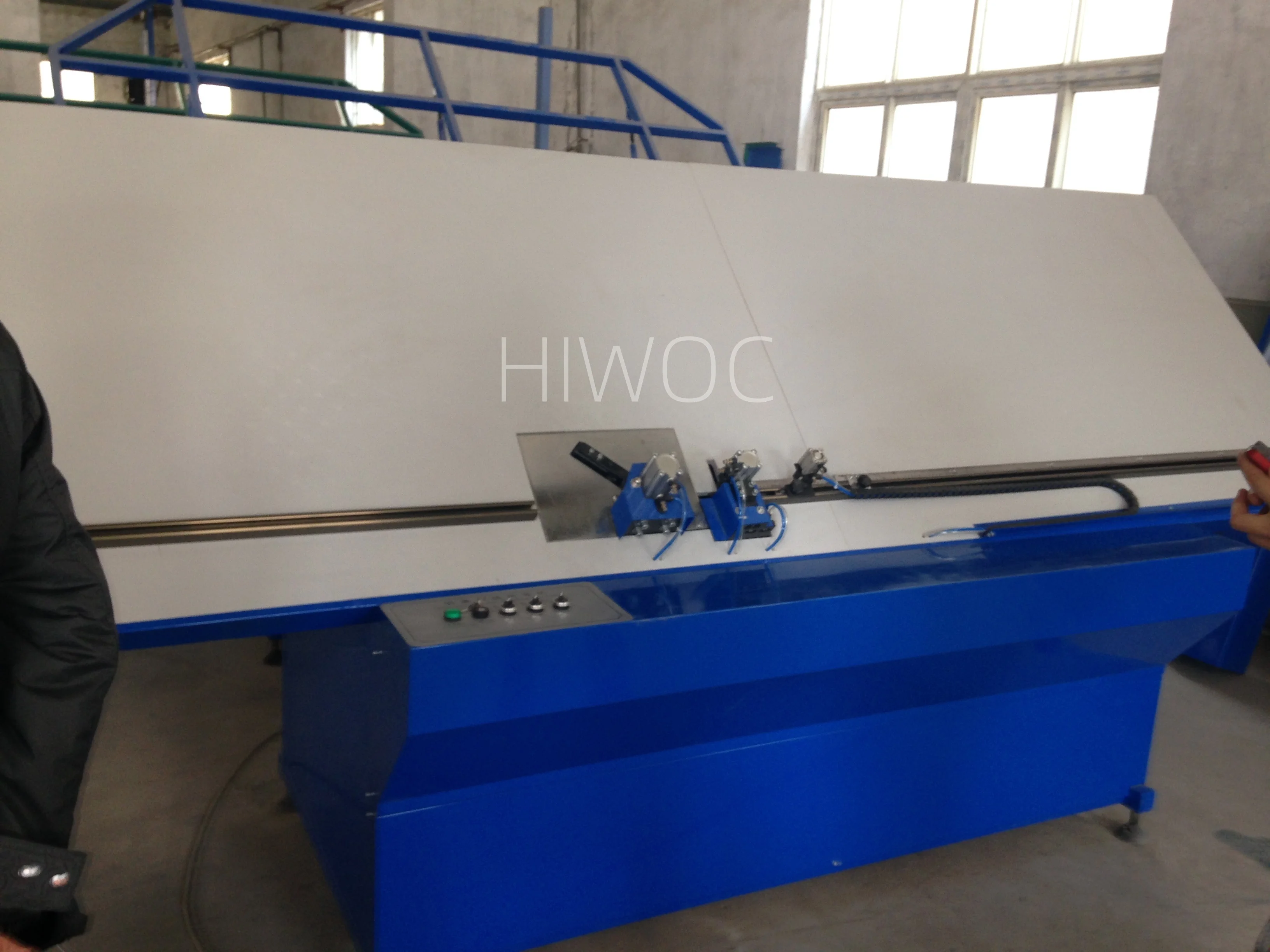 2024 new design aluminum automatic spacer bar bending machine for insulating glass