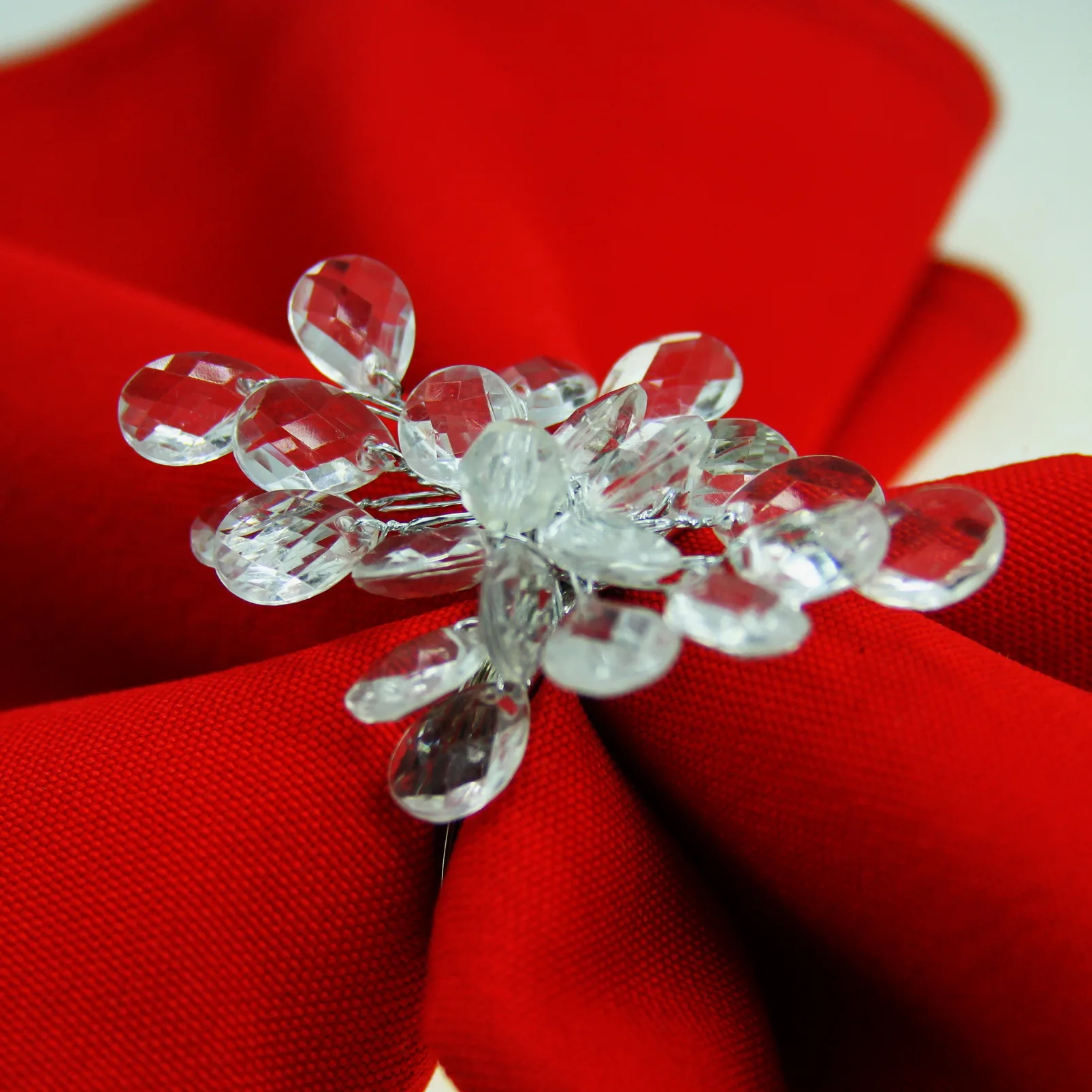 crystal acrylic flower napkin ring, decoration napkin holder