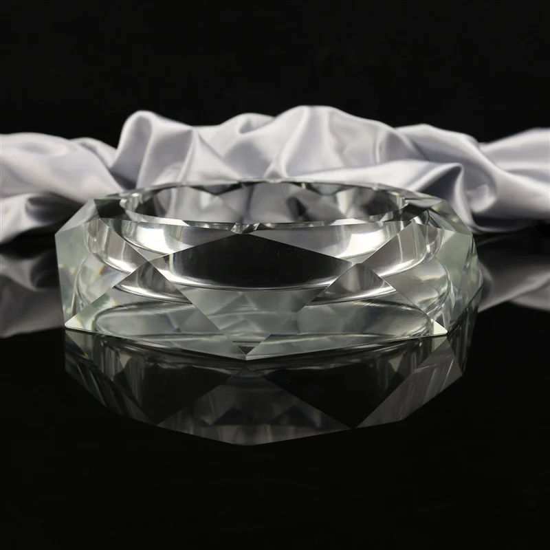 Hot Sale Round Shape Crystal Glass Ashtray for Decoration Gifts