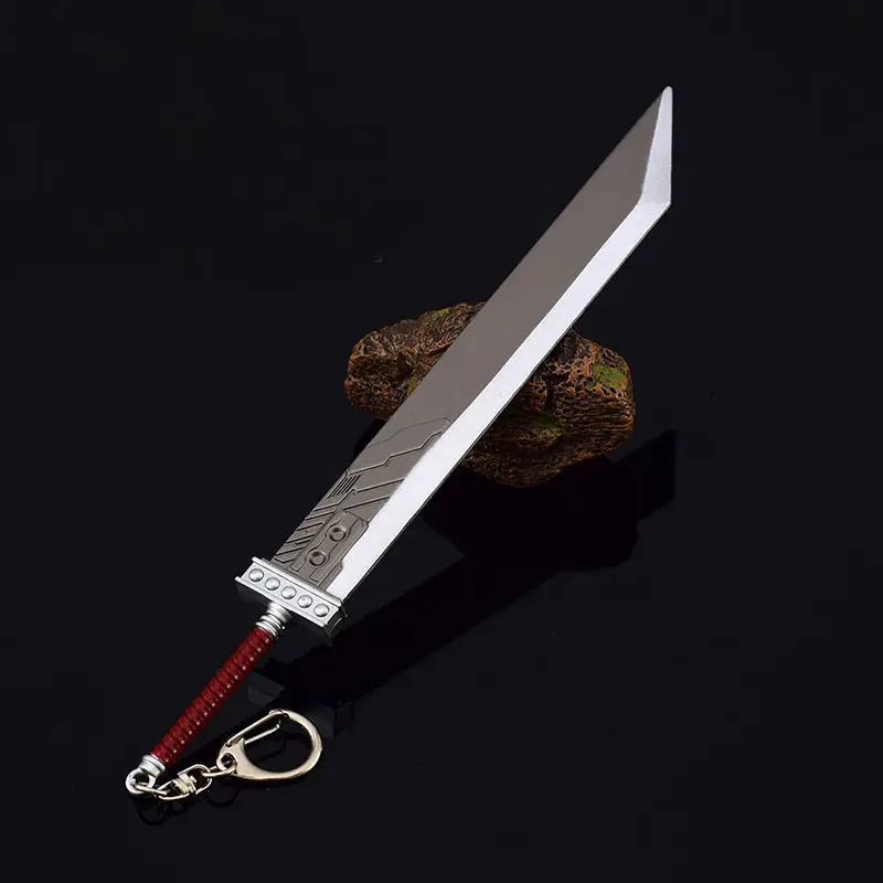 Japan Final Fantasy Cloud Strife Buster Sword Mini Weapon Keyrings 22cm 65g Metal Toys